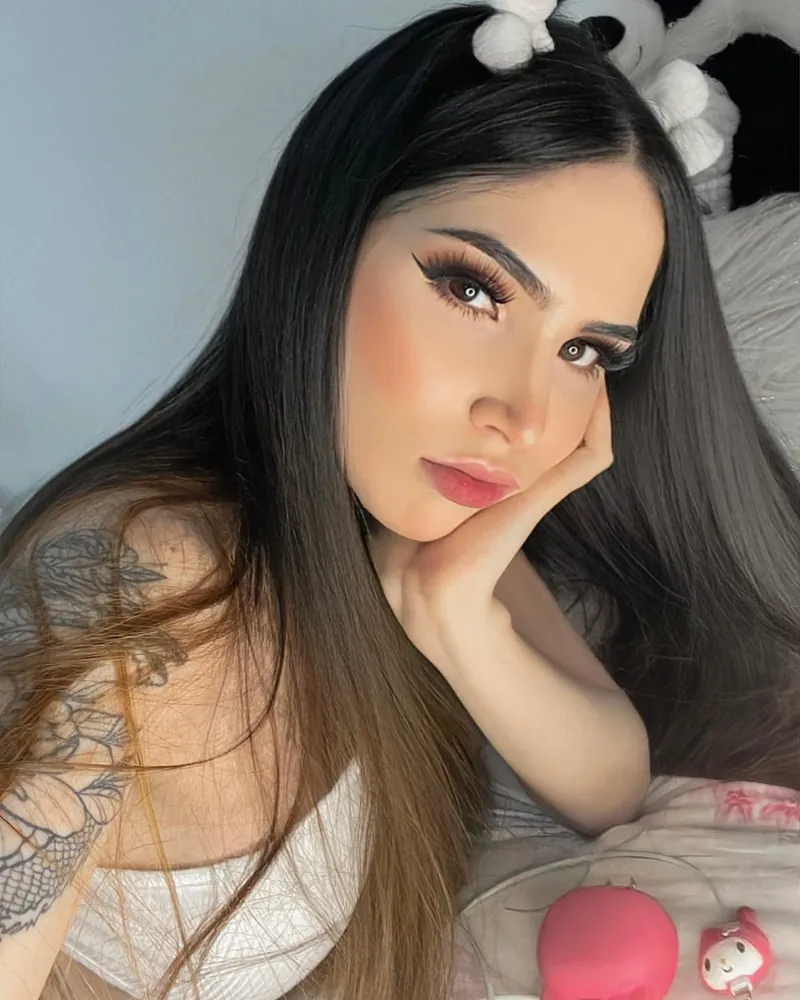 Isabel Private Gallery 2