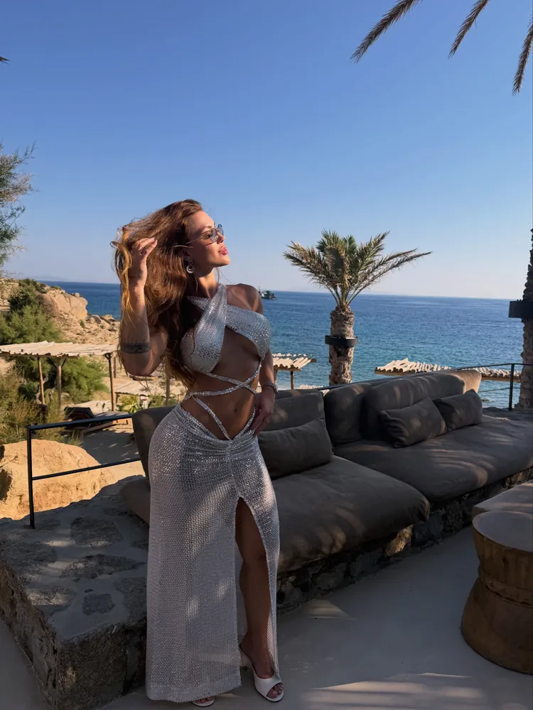 Luana Private Gallery 2