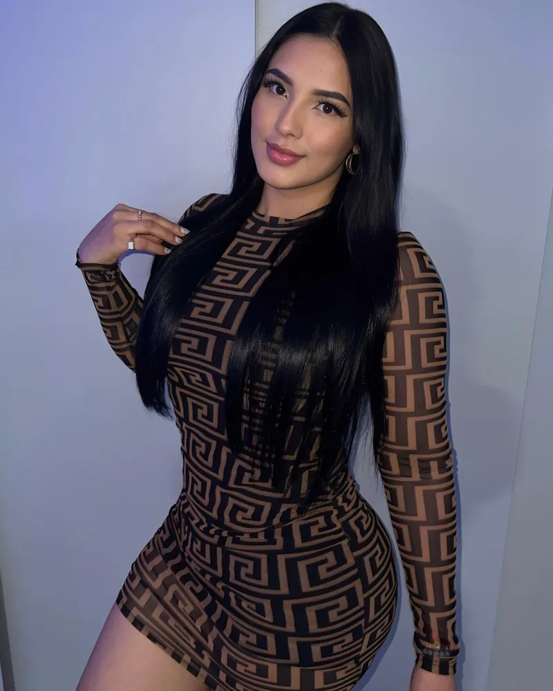 Maryeli Private Gallery 1